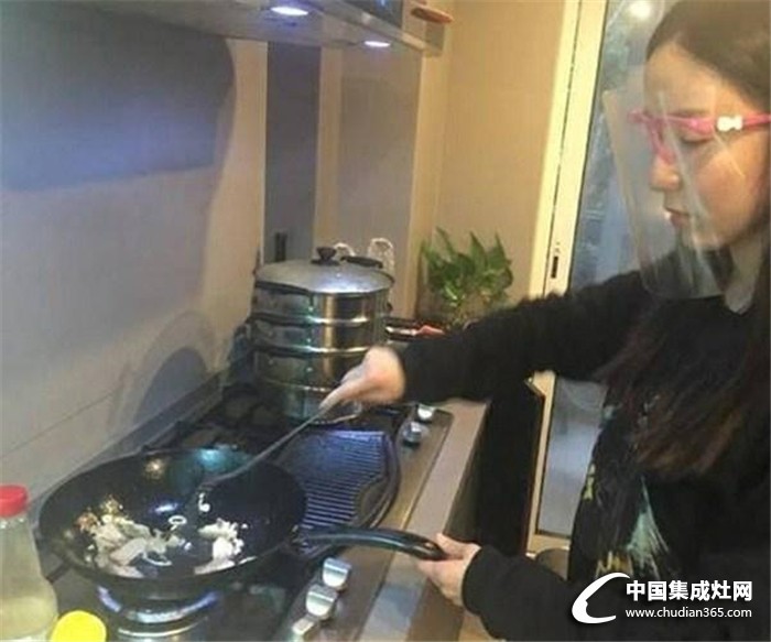 廚房油煙不用怕，億田，讓你擁有如初的美好容顏