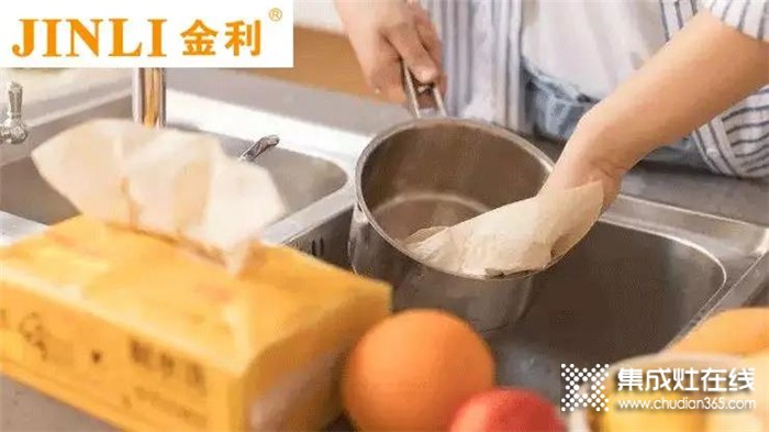 今天，金利就跟大家聊聊關于集成灶保養(yǎng)的那些事兒~